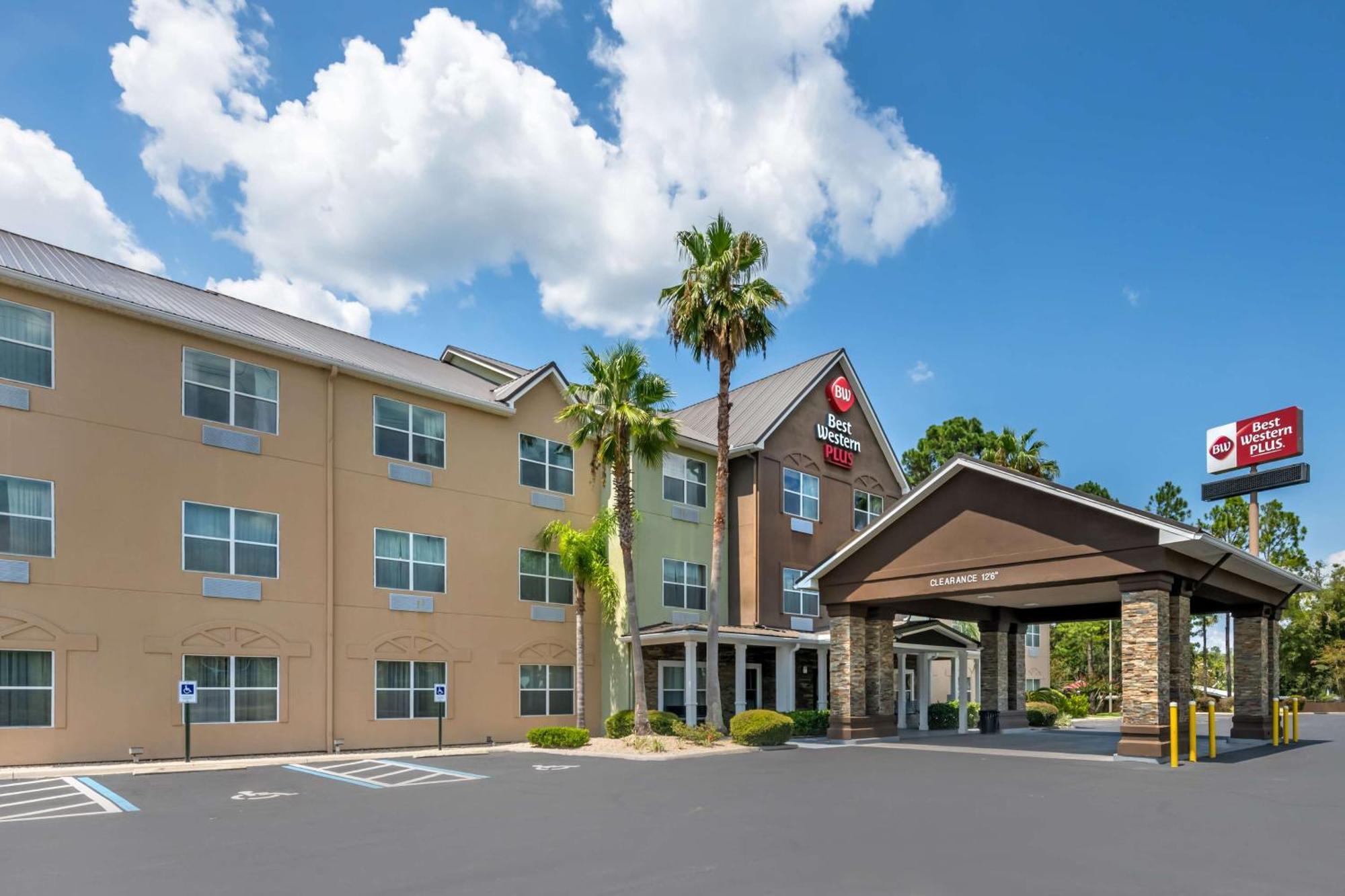Best Western Plus Lake City Exterior photo