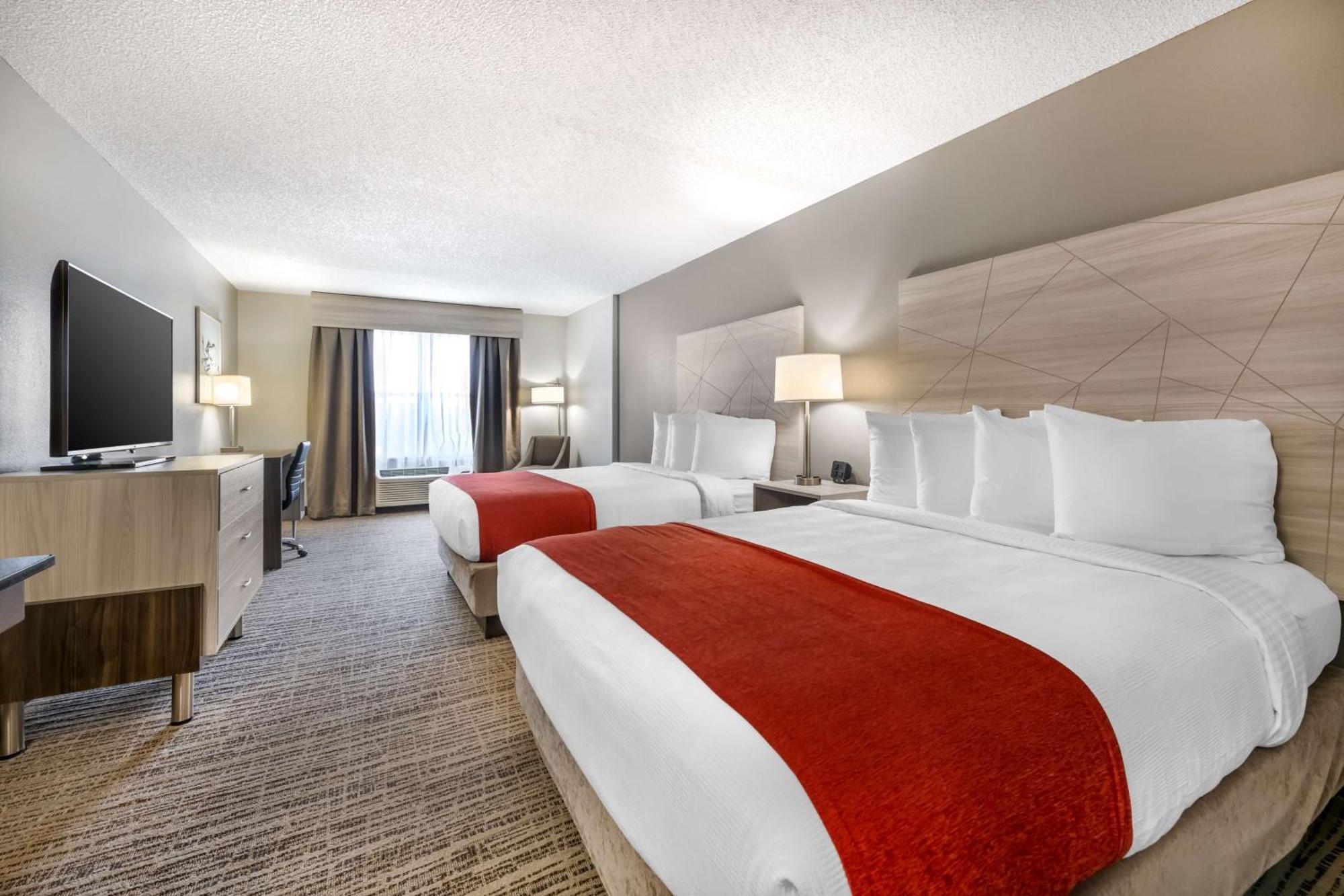 Best Western Plus Lake City Exterior photo