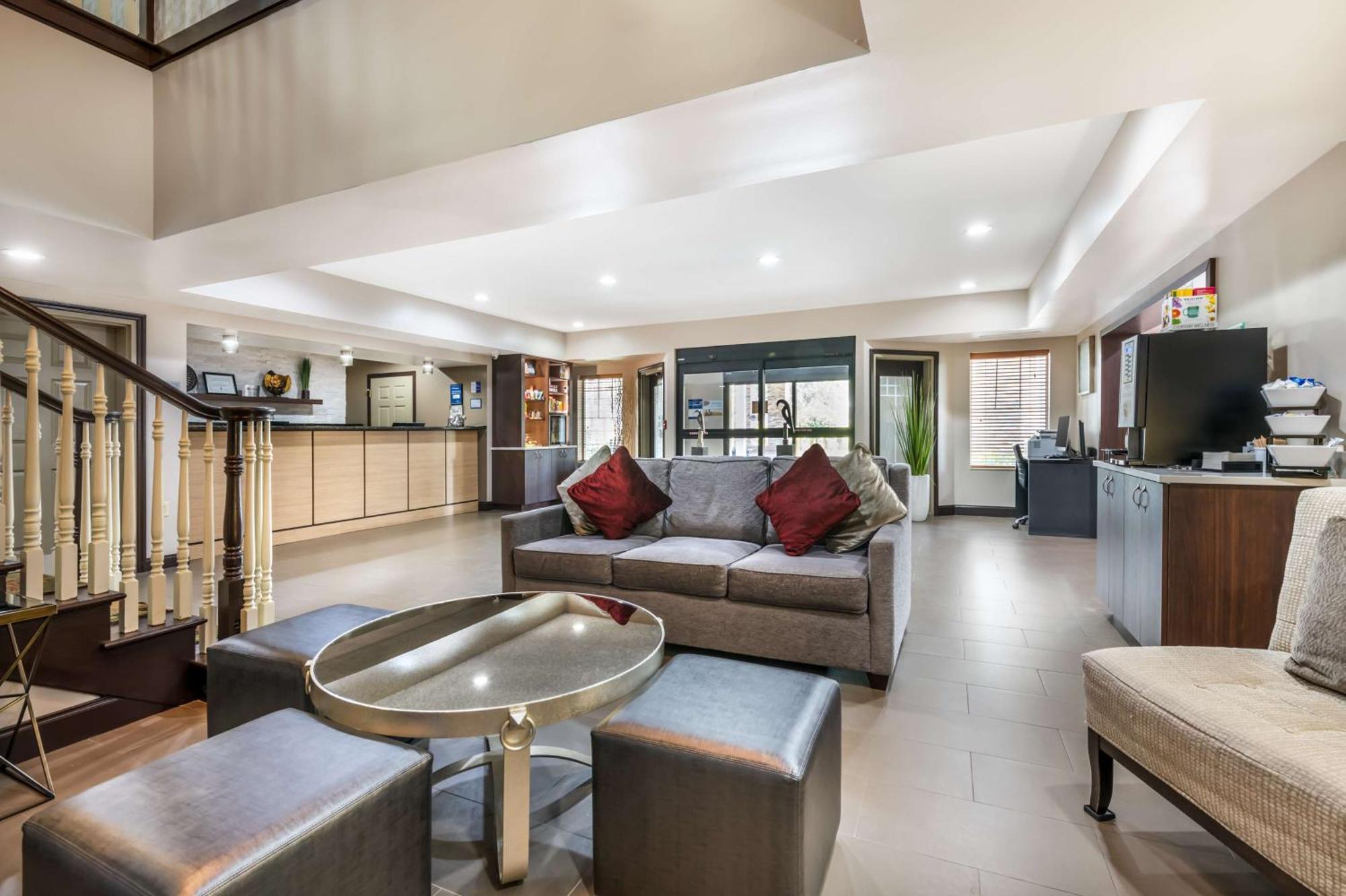 Best Western Plus Lake City Exterior photo